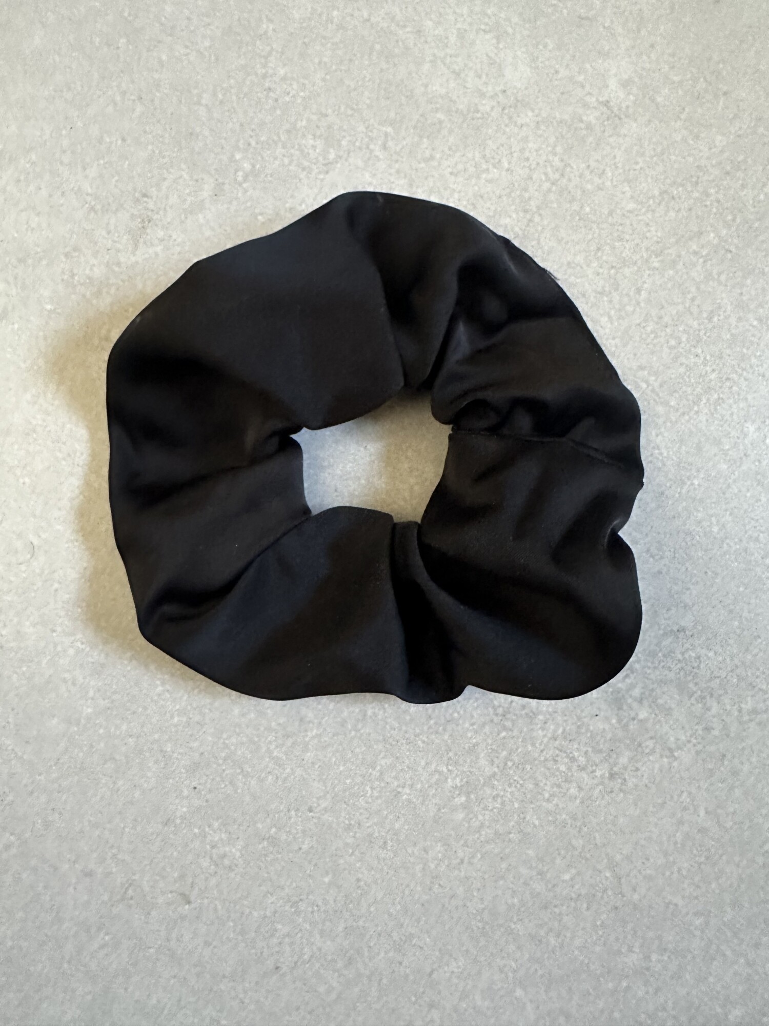 SCRUNCHIE SATIN 