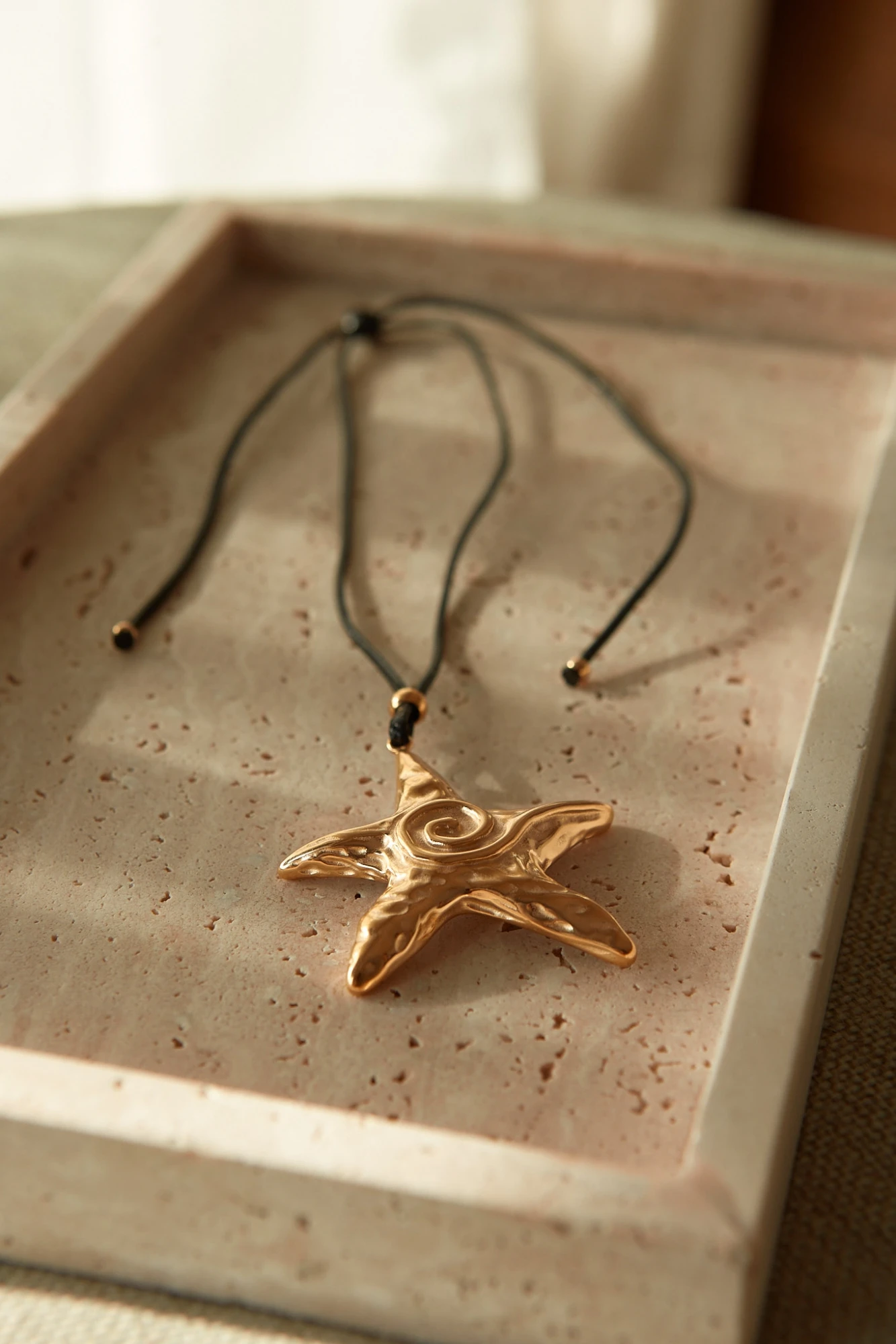 COLLAR SEA STAR